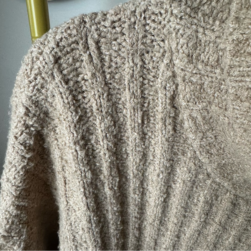 SOLDUniversal Thread NWT Cozy Tan Ribbed Knit Sweater - Picture 10 of 10